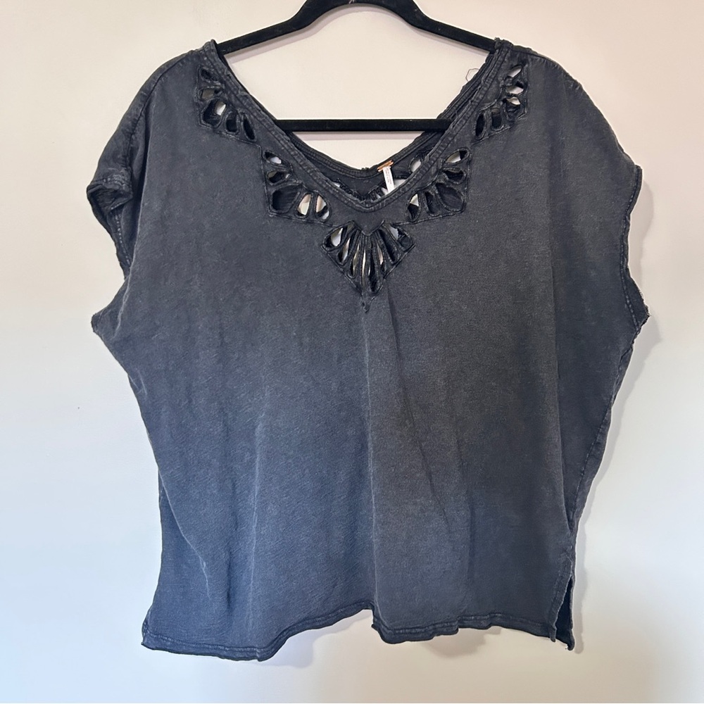 Free People Cut Out Black/Gray Eyelet V-Neck Tee - Picture 3 of 7
